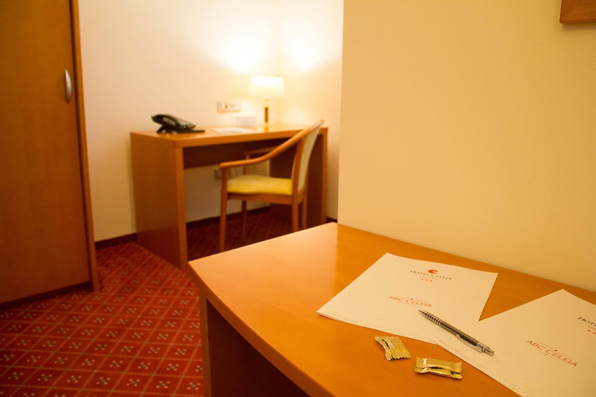 Hotel Celeia Целе Экстерьер фото